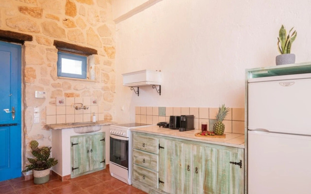 Strofilia Stone Residences