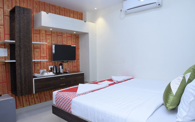 Hotel Green Edge Regency