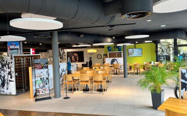 Hotel Tissot Velodrome