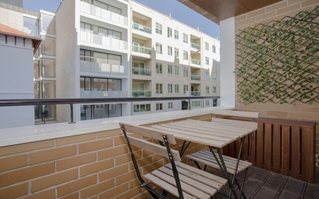 Liiiving in Matosinhos- Seaside Delight Apartment
