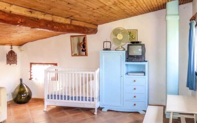 House Claudio Collabassa