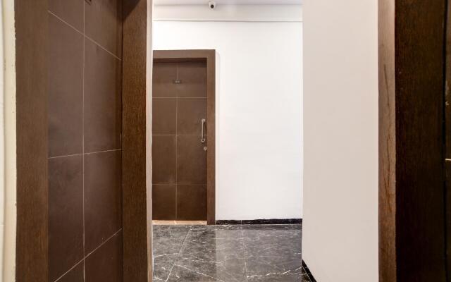 OYO 82374 Hotel S9