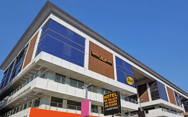 Itsy Hotels Rk Palace
