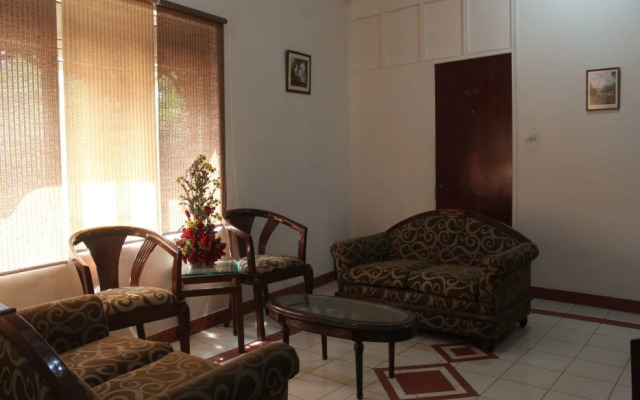 OYO 5232 Kwality Hotel