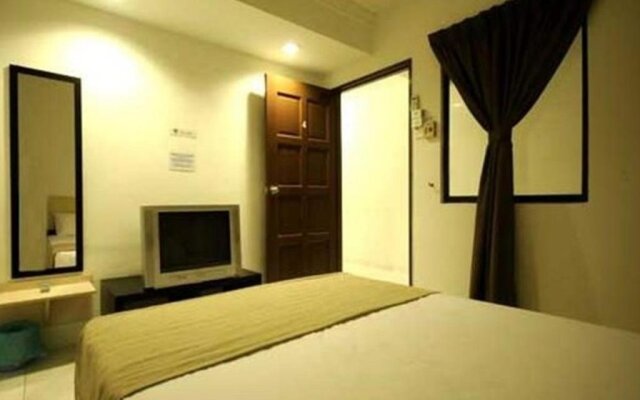 Leisure Home Stay - Gemilang