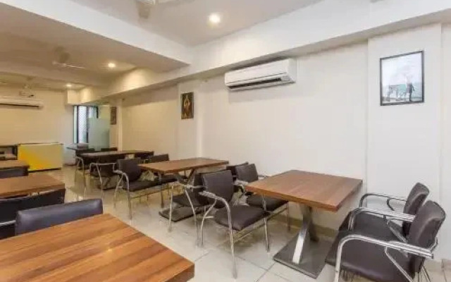 Virat Hotel And Restaurant by OYO Rooms