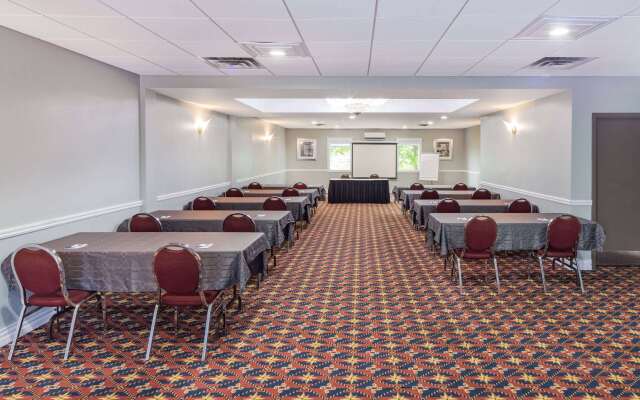 Travelodge by Wyndham Miramichi New Brunswick