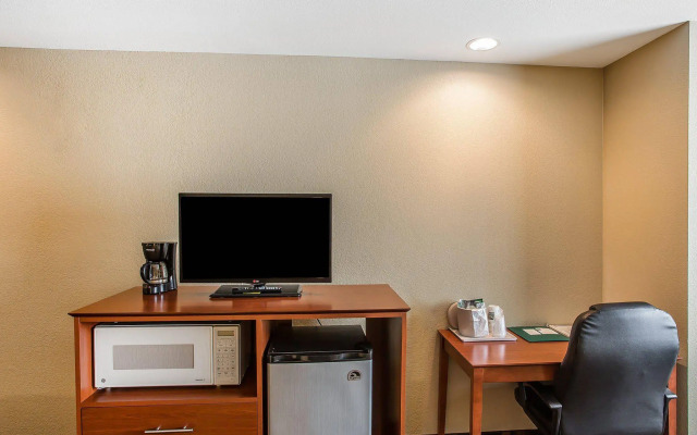 Quality Inn & Suites