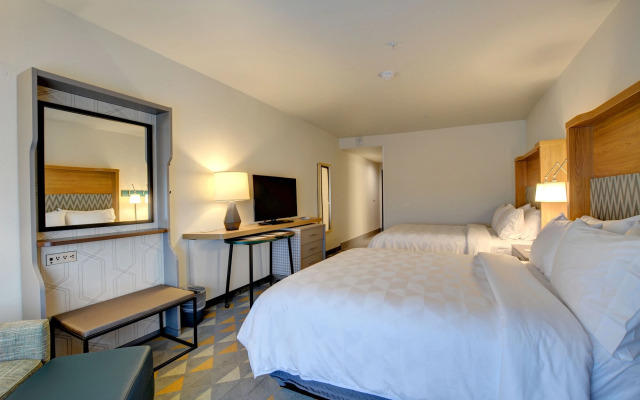 Holiday Inn Salem by IHG