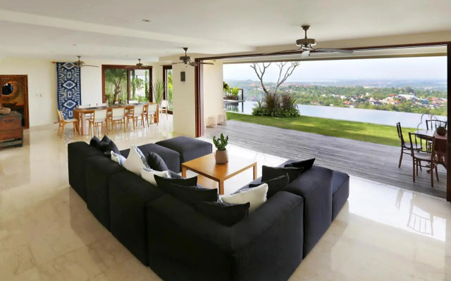 Villa Tiara Mas