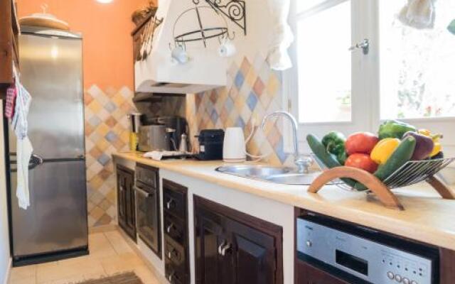 Riza Stone Cottage