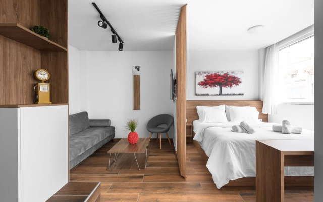 Ultima Suites Nilie Hospitality MGMT