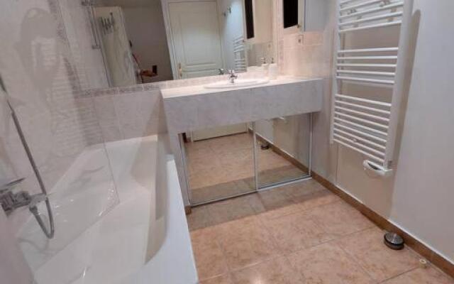 Appartement T3 agréable, proche centre et plage.