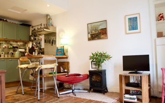 1 Bedroom Flat In Edinburgh