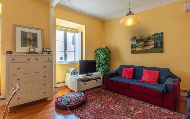 Quiet Apartment in Bairro Alto