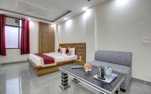Hotel Premier Noida 135