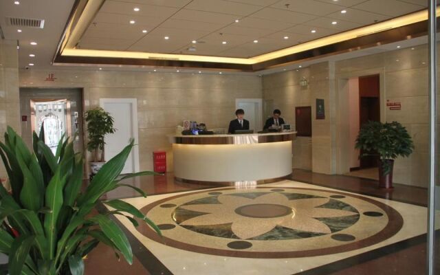 Soluxe Winterless Hotel