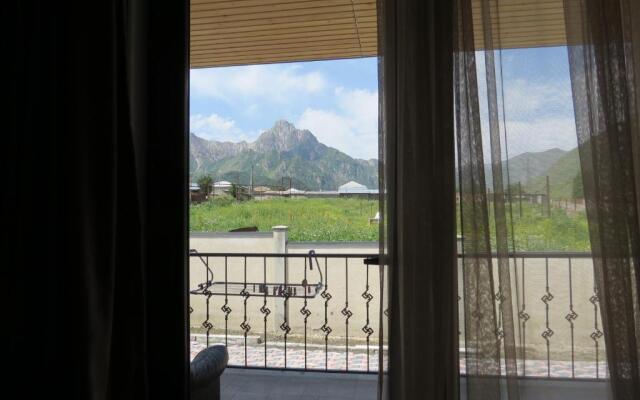 Bibo'S Kokhi Guesthouse