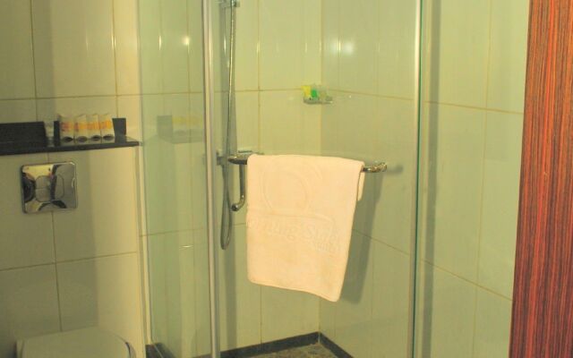 Morning Side Suites Etim Inyang