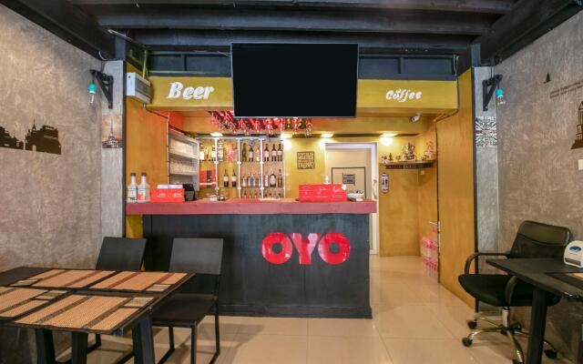 OYO 1158 Thestaycafe Hostel