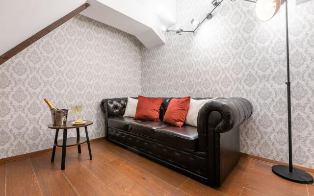 FlatStay (ФлэтСтей) на набережной реки Фонтанки 8