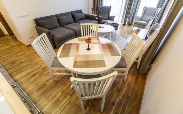 Comfortable apartment in prestigious seaside area