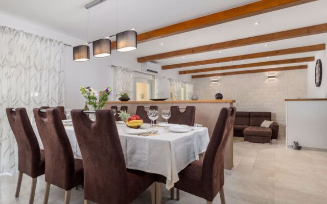 Villa Matea Krk/Dobrinj