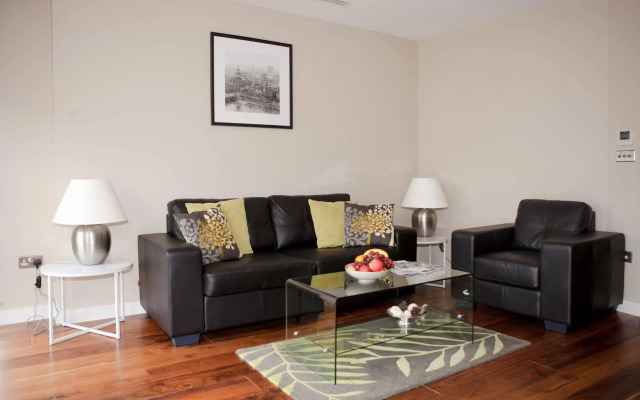 Victoria One Apartment