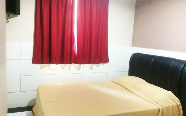 Adamson Park Hotel