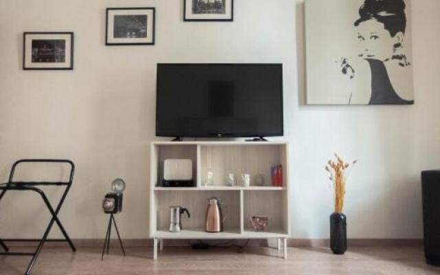 Goldcentral Apartment