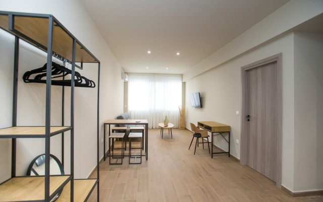 Stoa Luxury Apartment