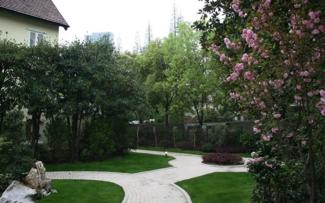 Julu Garden Villa