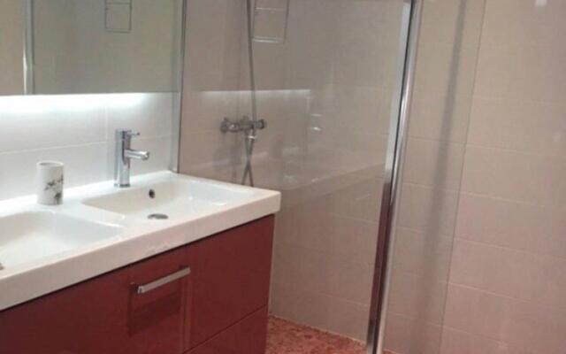 100 Metres de la Plage