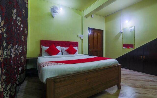 OYO 18330 Stay At Jo's Guest House