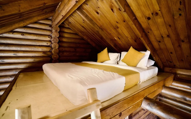 Wood Hills Hotel & Resort