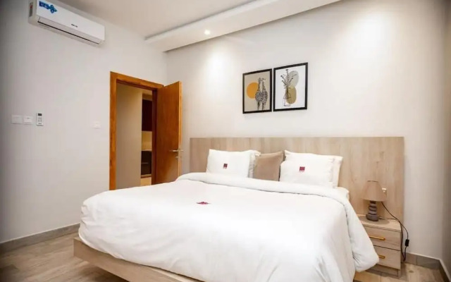 Manjaro Luxury Suites at Stella Place