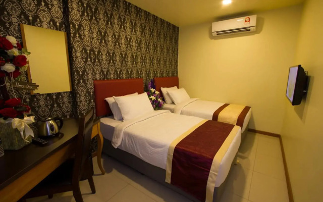 Prince 33 Hotel