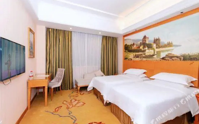 Vienna Hotel Shenzhen Longgang Ainan Road – Guest Rooms – Shenzhen