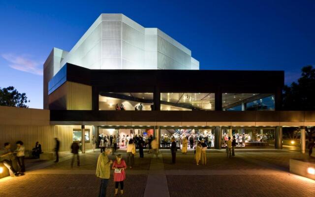 Staybridge Suites Irvine-John Wayne Airport by IHG