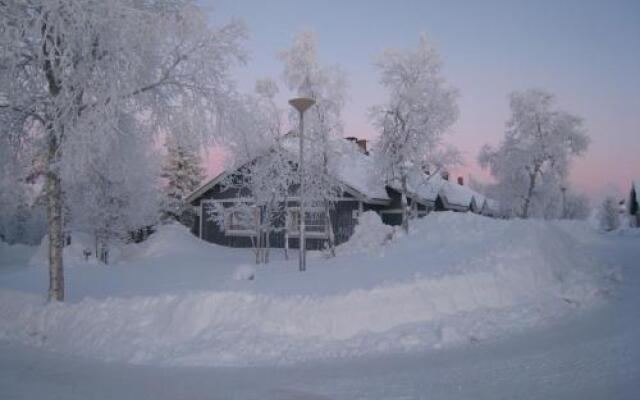 Saariselän Marjamajat