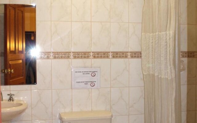Hostal Casa De Selenque