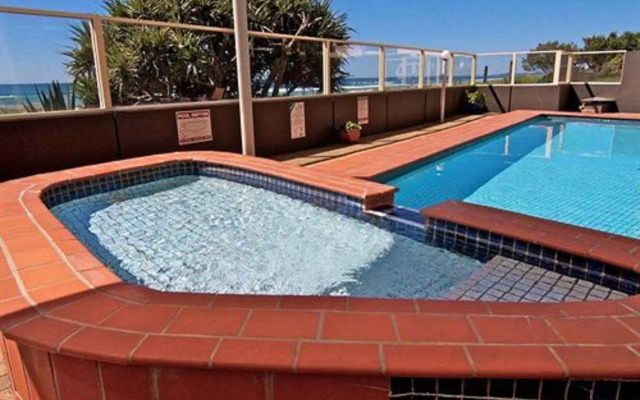 President Holiday Apartments