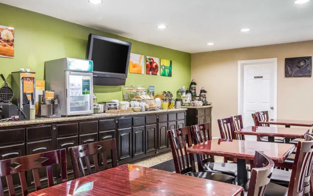 Quality Inn & Suites, Thousand Oaks