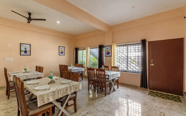 Treebo Arabica Valley-Coffee Plantation Retreat