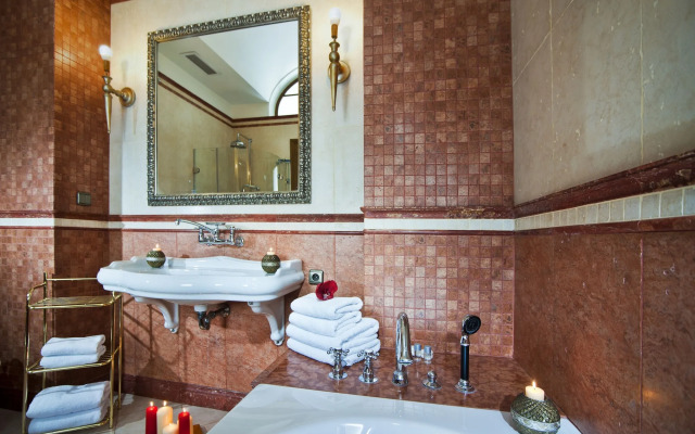 Malostranska Residence