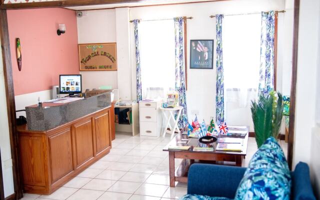 Tropical Breeze Guesthouse and Furnished Apartments