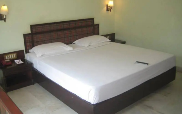 Royal Regency Lifotel by Crossway