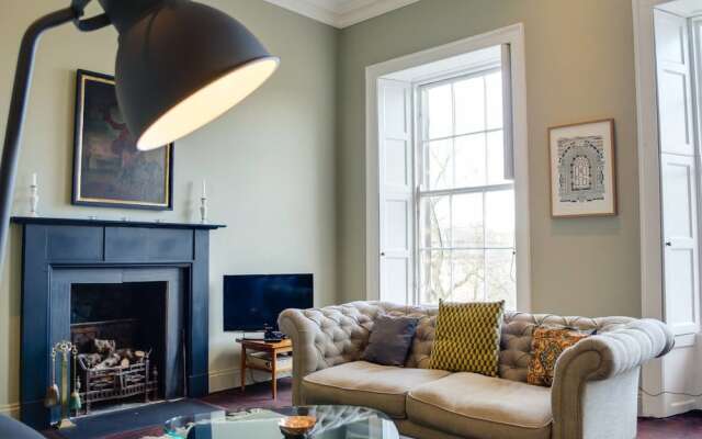 Stylish & Spacious Georgian New Town 3bed Apt