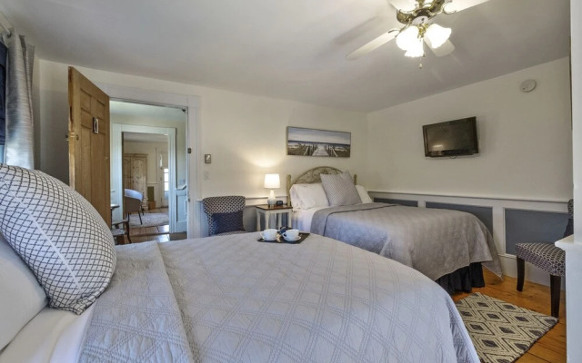 Youngtown Inn & Restaurant