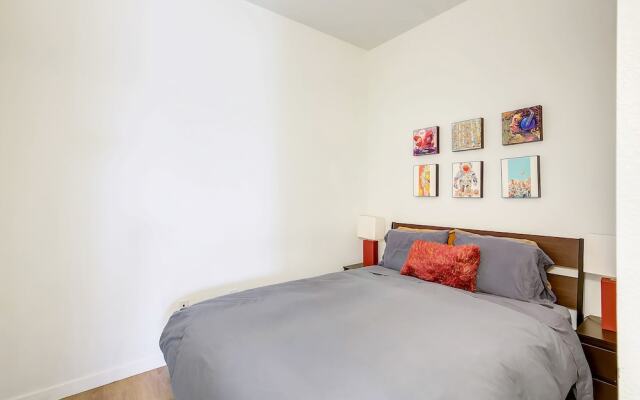 3BR Downtown Loft Financial District